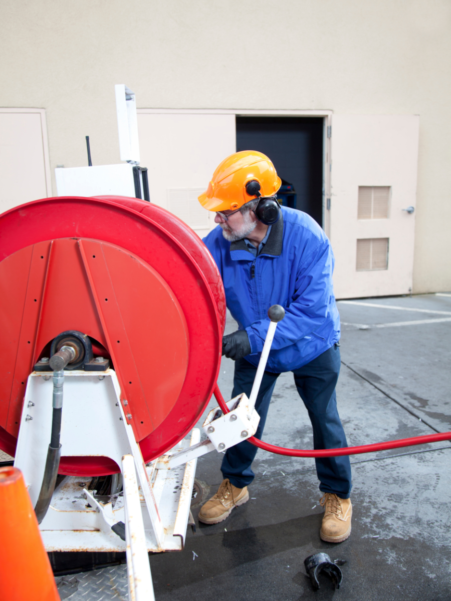 7 Signs You Need Hydro Jetting for Your Drains